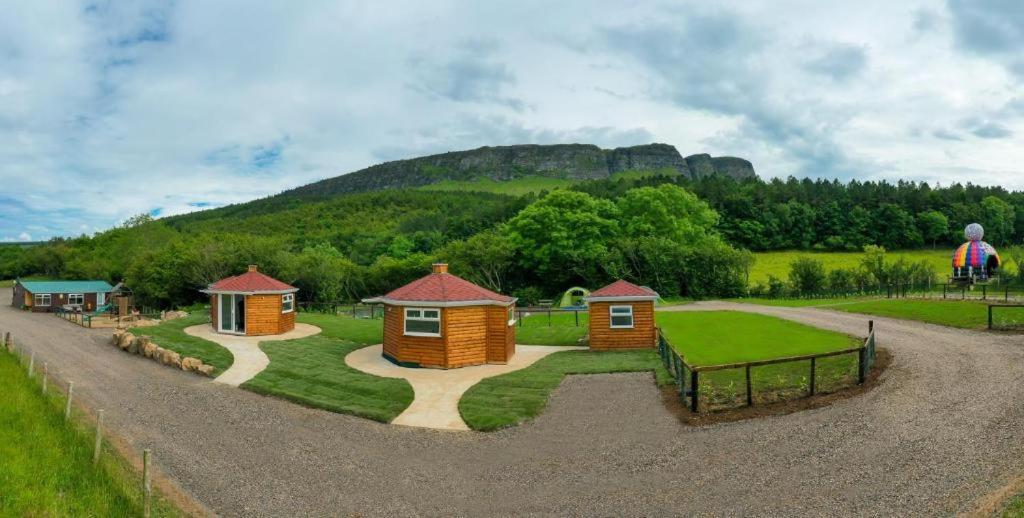 Waterfall Caves Limavady Luaran gambar